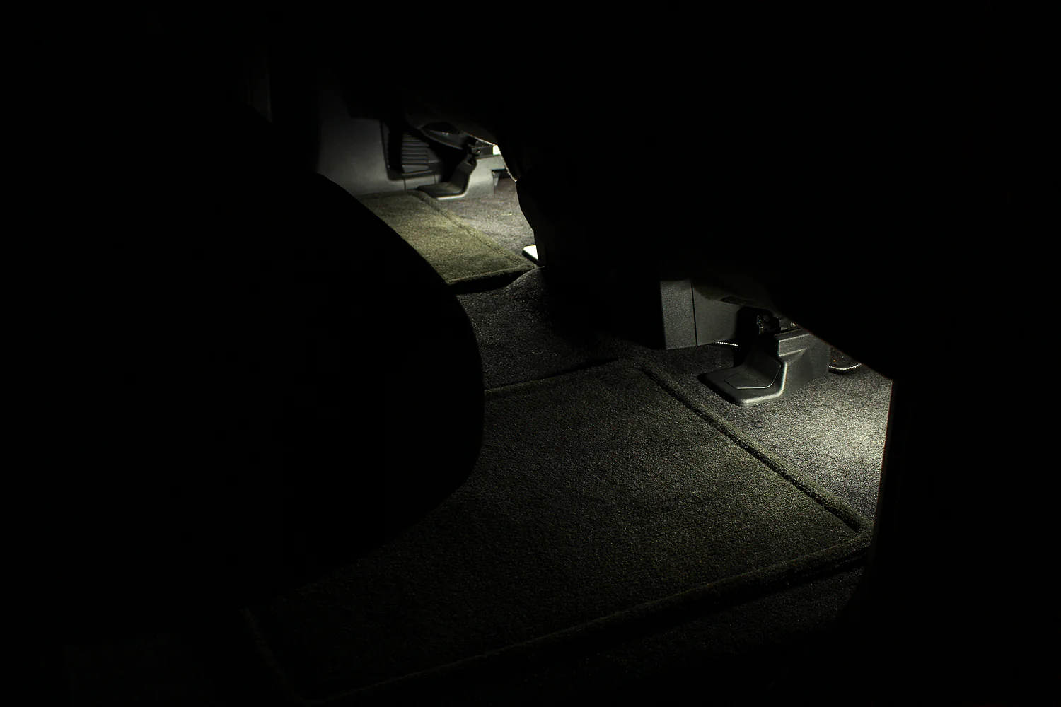 Ford F-Series 4-LED Footwell Lighting Kit - Fits All (2009-2025) - Image 6
