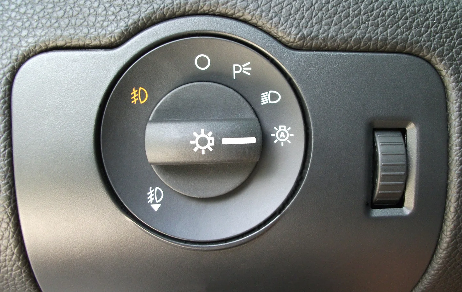 Mustang Fog Light Wiring & Switch Kit (2013-2014) - Image 2