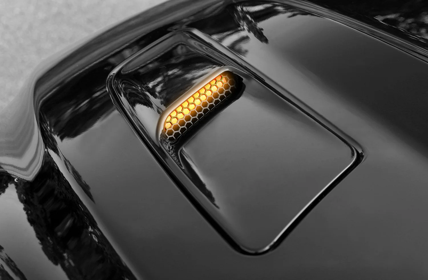Ford Mustang Turn Signal Hood Lighting Kit (2015-2017)