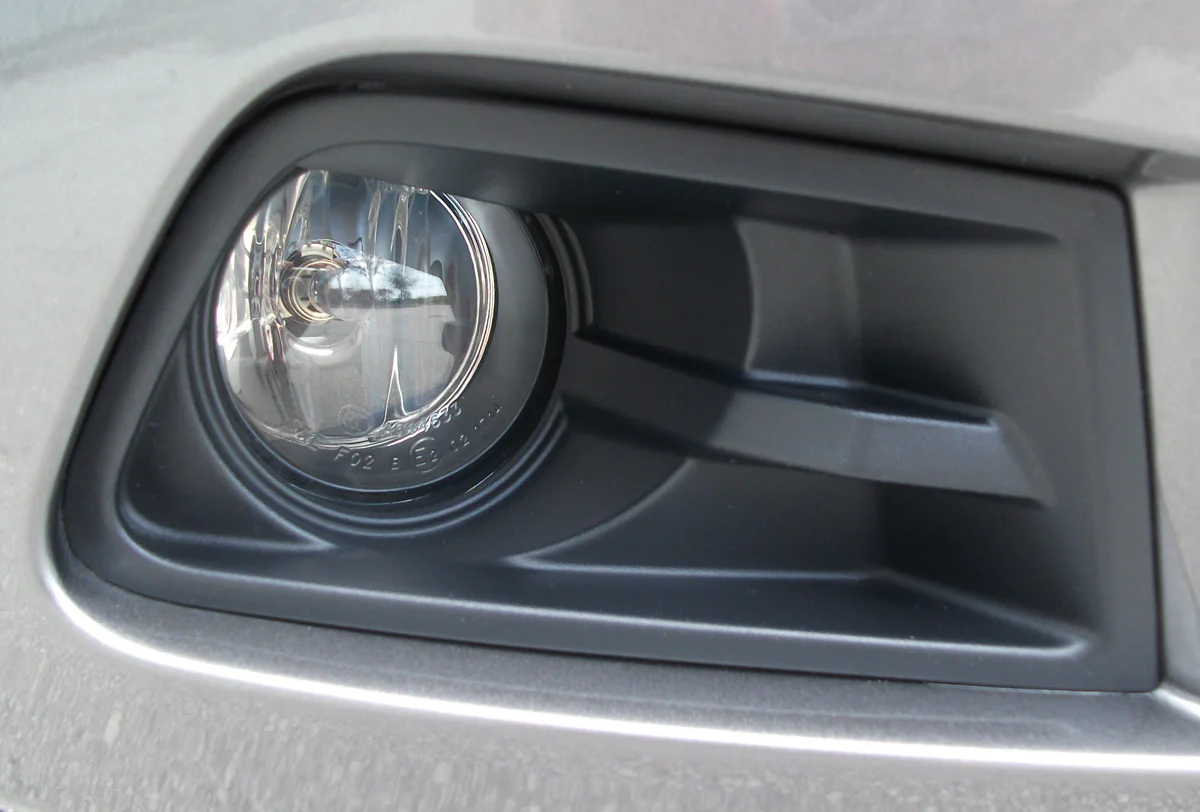 V6 Mustang OEM Style Fog Light Kit (2010-2012) - Image 7